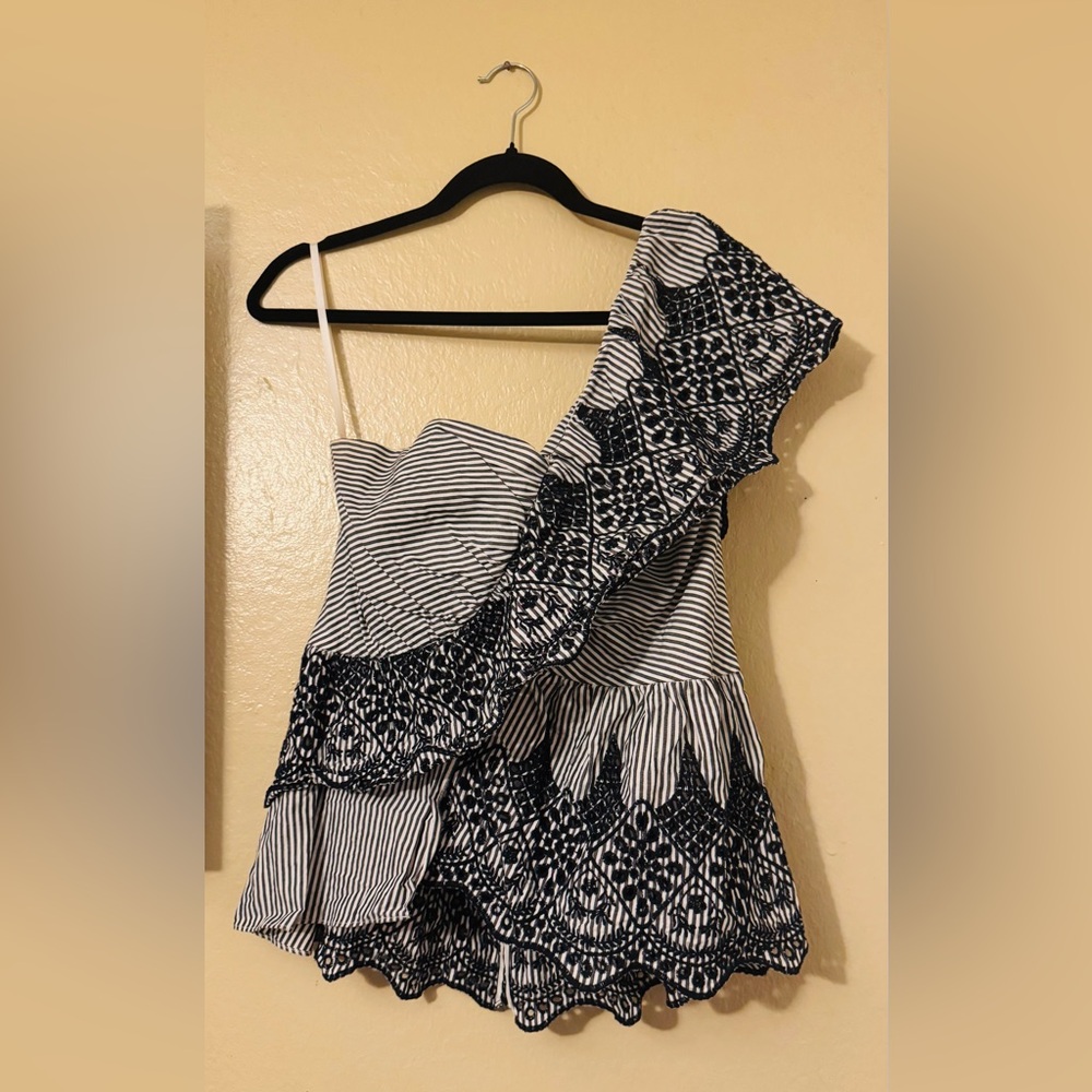 BCBGMaxAzria Black and White One-Shoulder Top